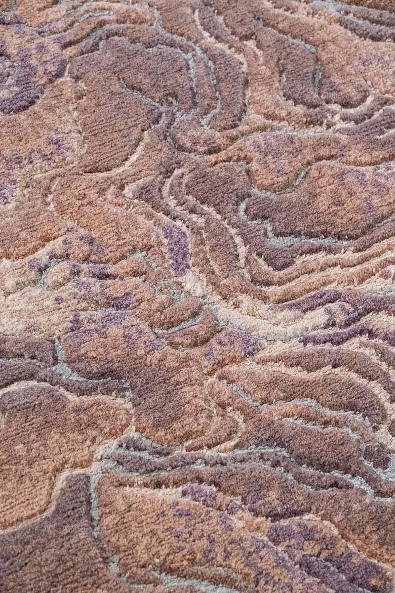 Jade Cloude Violet Oriental Rug di Natalia Enze, un’altra vista